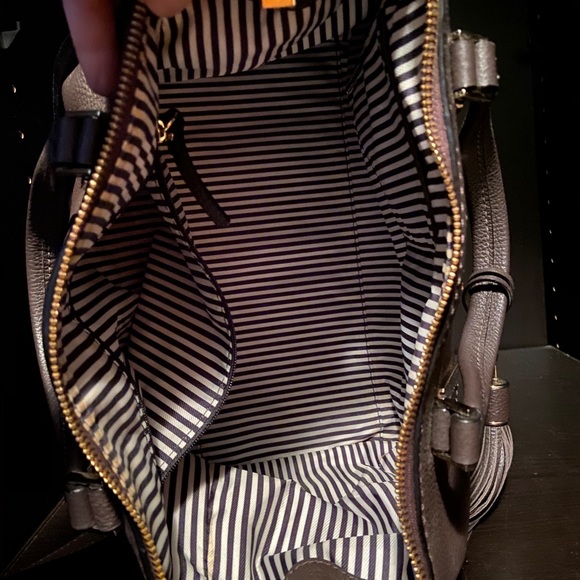 Kate Spade leather bag with crossbody strap - Picture 4 of 5